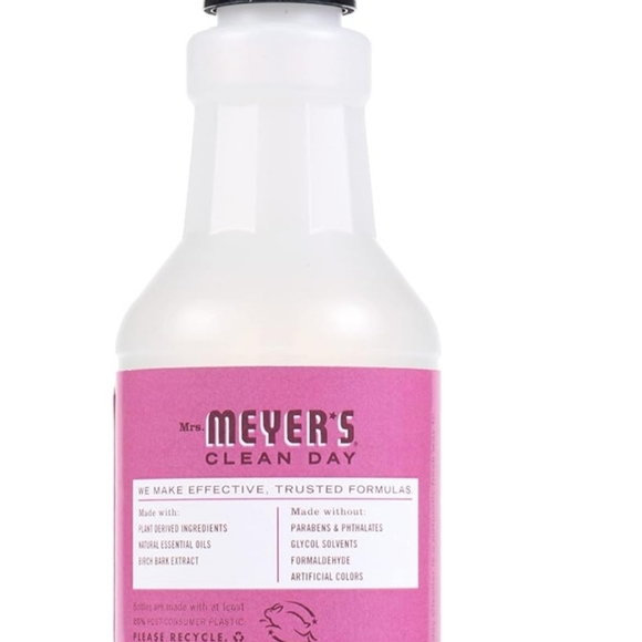 Mrs. Meyer's Mum Cleaning Spray Fall/Autumn Scent - Picture 3 of 6